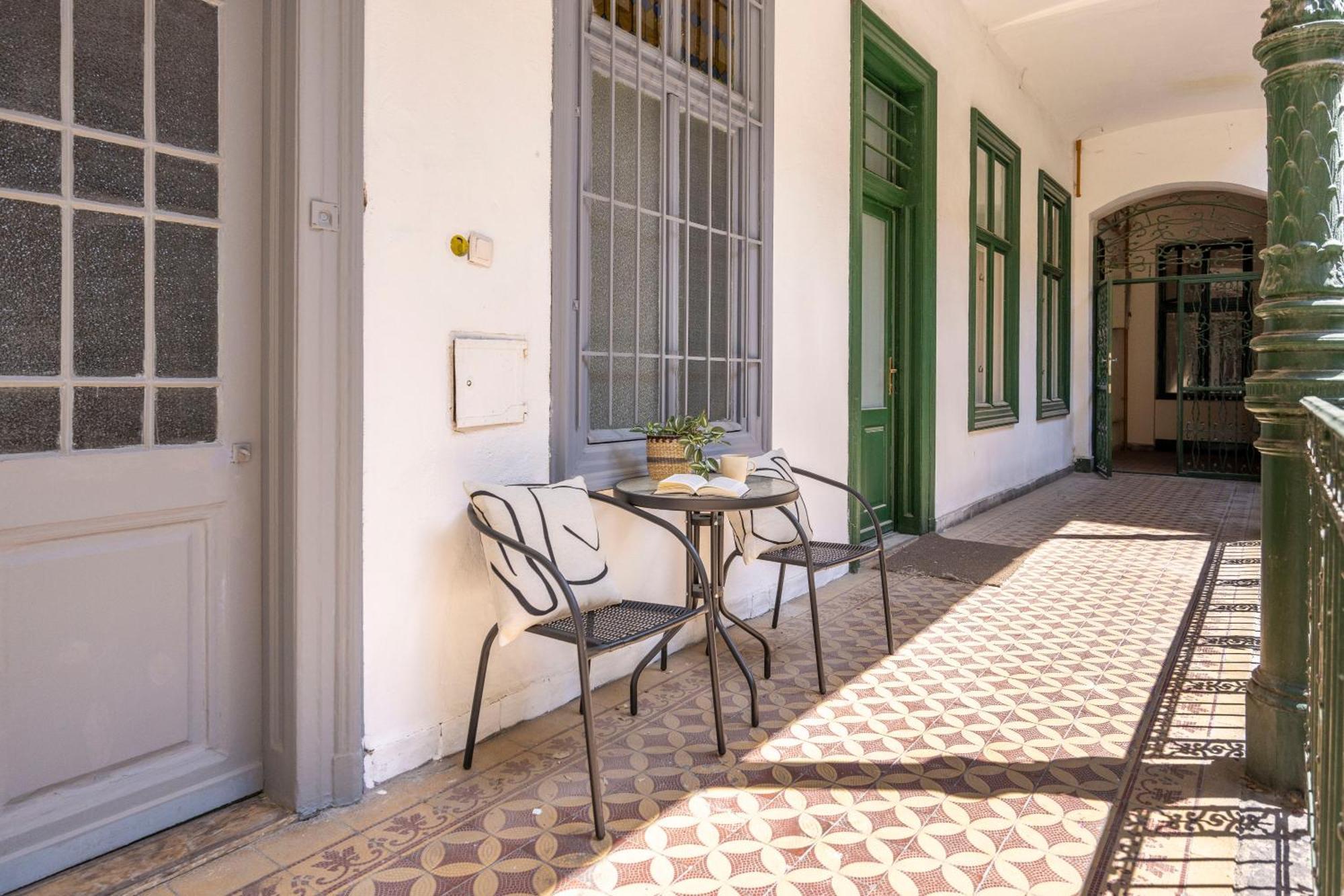 Charming & Cozy Stylish Apartment In The Heart Of בודפשט מראה חיצוני תמונה